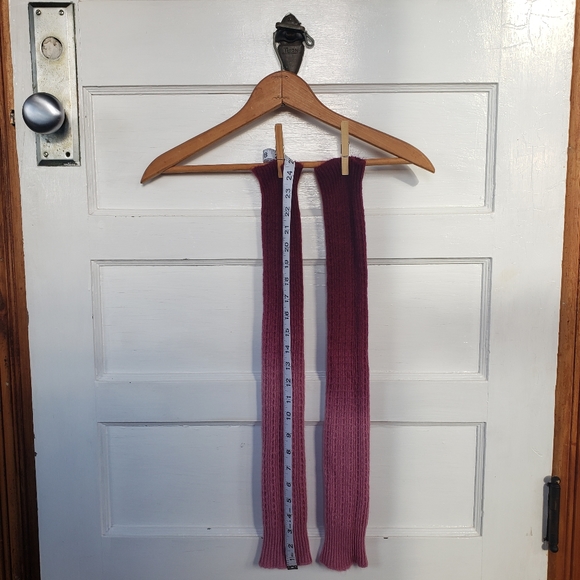 $10 Add-on💗Soft Raspberry Rose Leg Warmers 🌸 Ombre Dye 💗 Knit Crochet - Picture 4 of 6